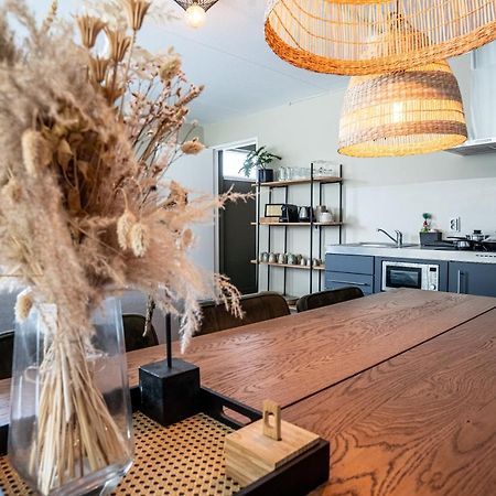 The Lion King - 6 Person Linked Apartment With Roof Terrace Groninga Esterno foto