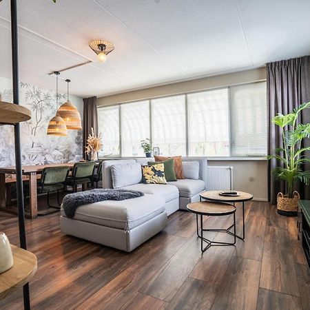 The Lion King - 6 Person Linked Apartment With Roof Terrace Groninga Esterno foto
