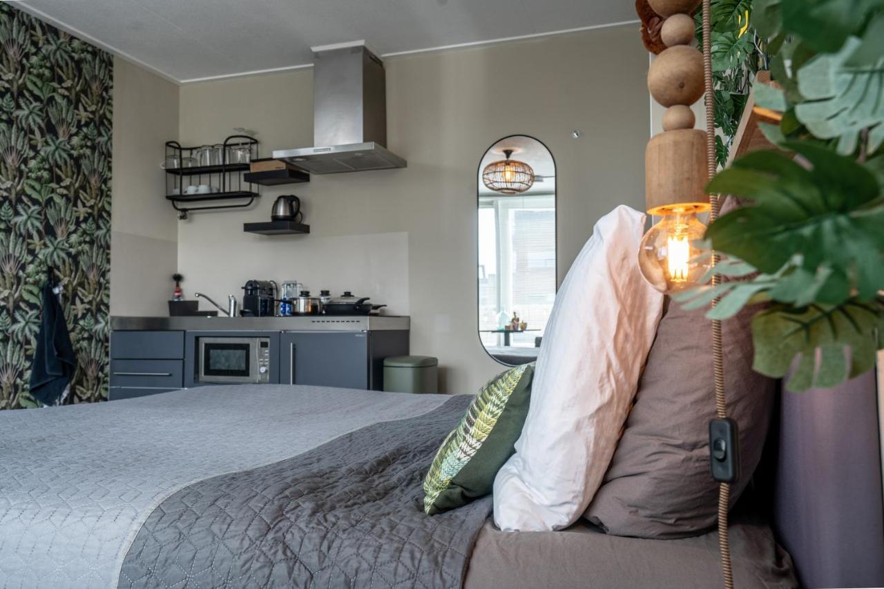 The Lion King - 6 Person Linked Apartment With Roof Terrace Groninga Esterno foto