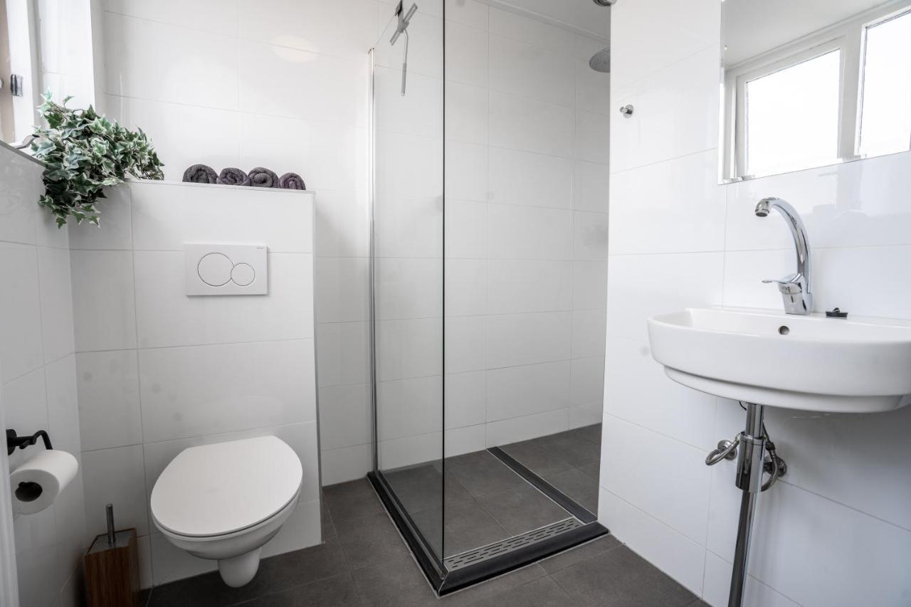 The Lion King - 6 Person Linked Apartment With Roof Terrace Groninga Esterno foto