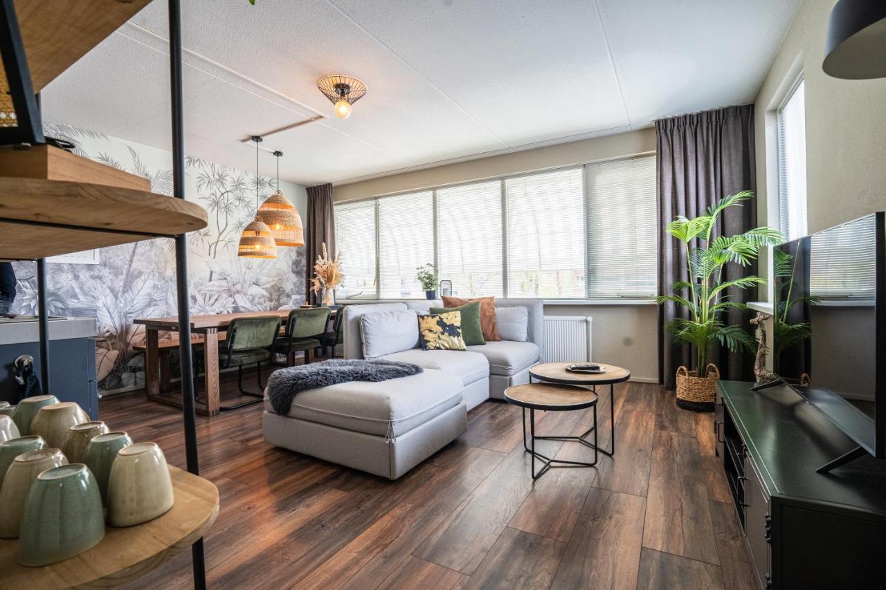 The Lion King - 6 Person Linked Apartment With Roof Terrace Groninga Esterno foto