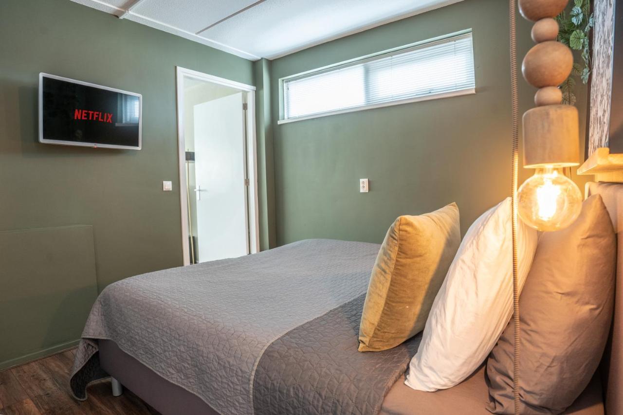 The Lion King - 6 Person Linked Apartment With Roof Terrace Groninga Esterno foto